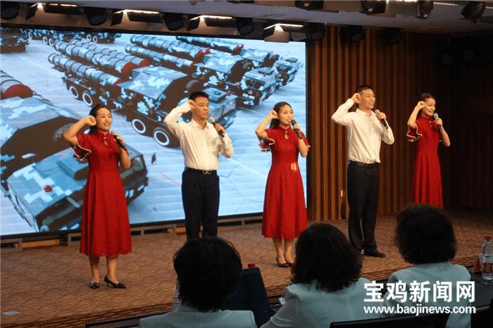 与我喜欢上了非同老头,怎样多其交往?相关的热门讨论-我喜欢上了非同老头,怎样多其交往?
