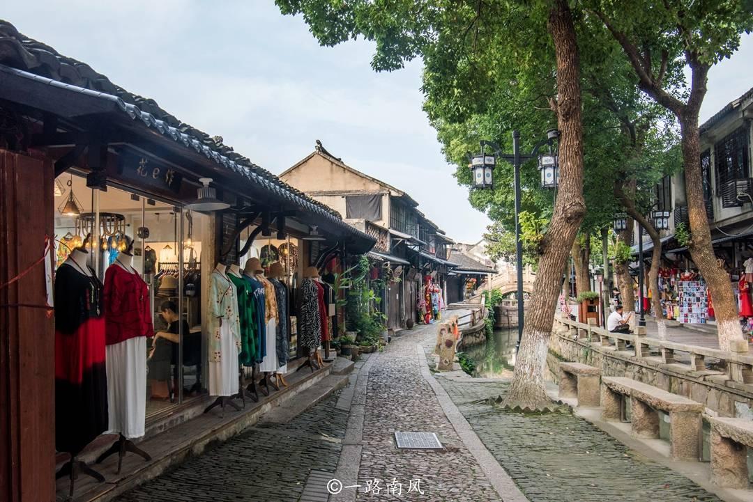 蓝点的冒险